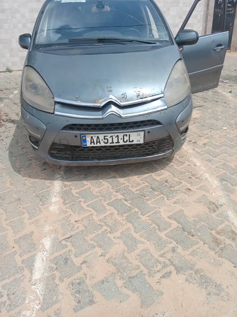carplaceholder